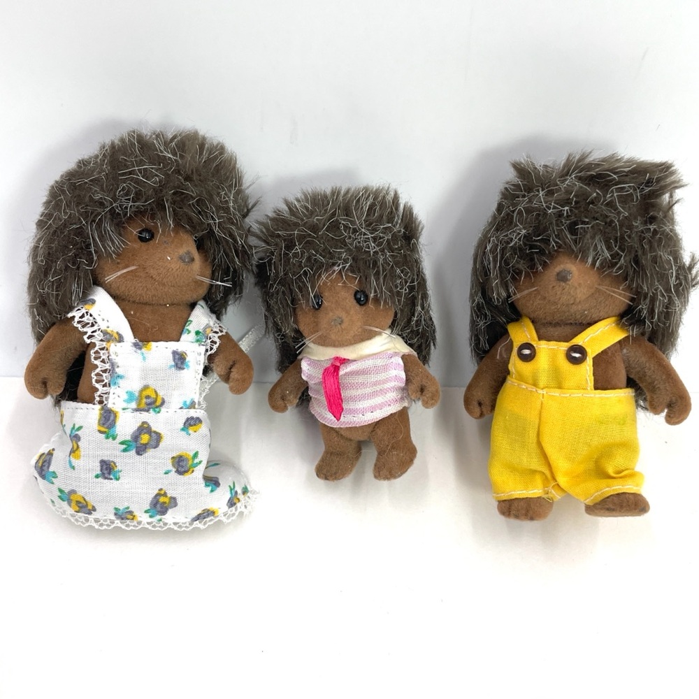 Calico Critters Sylvanian Families Hedgehog Family of 3